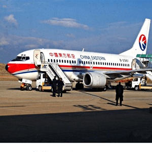 西双版纳嘎洒机场邮寄航空快运业稳步发展的原因是什么？